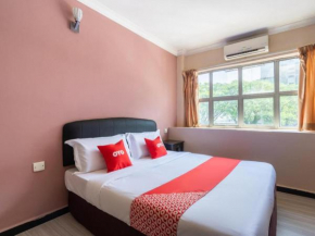 OYO 89844 Green Villa Hotel